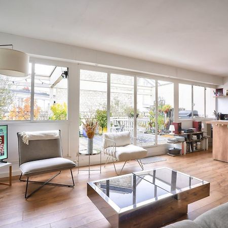 Guestready - Apt Confortable Avec Terrasse Au 18E Paris Bagian luar foto