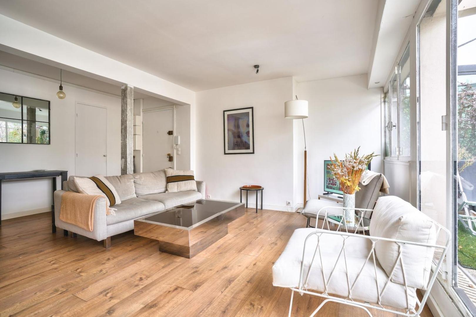 Guestready - Apt Confortable Avec Terrasse Au 18E Paris Bagian luar foto
