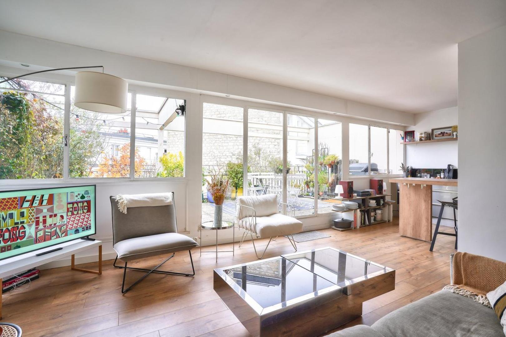 Guestready - Apt Confortable Avec Terrasse Au 18E Paris Bagian luar foto