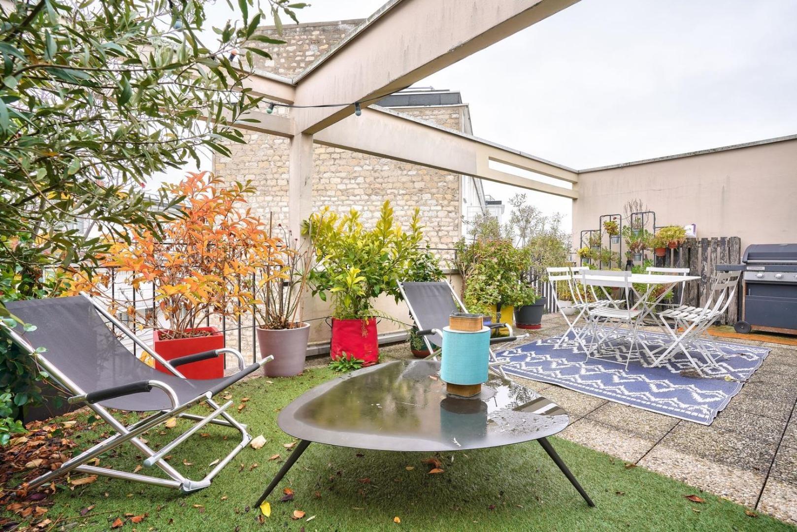 Guestready - Apt Confortable Avec Terrasse Au 18E Paris Bagian luar foto