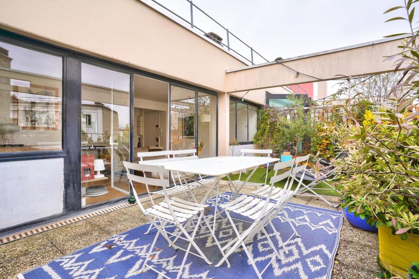 Guestready - Apt Confortable Avec Terrasse Au 18E Paris Bagian luar foto